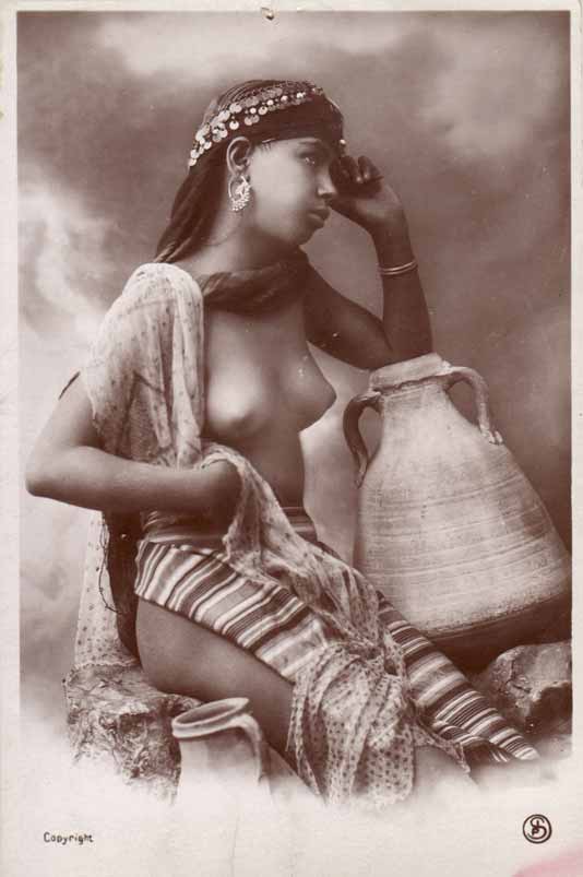 Algerian Women Nude Old Photos 9