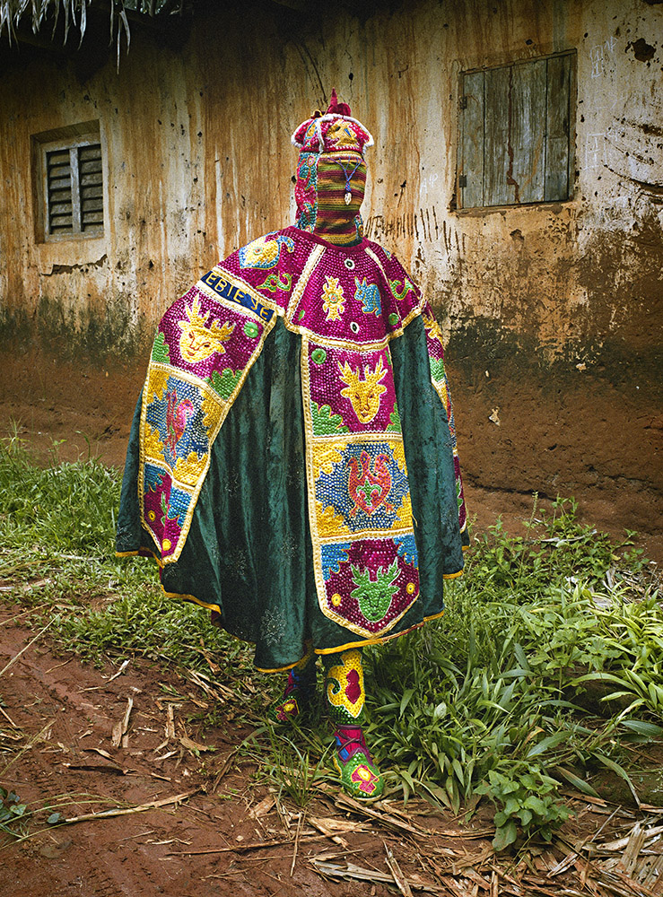 Leonce-Raphael-Agbodjelou_Egungun-Masquerade-VIII_2015_Pigment-Ink-on-HP-Premium-Satin-Photographic-Paper_202-x-150-cm_LR