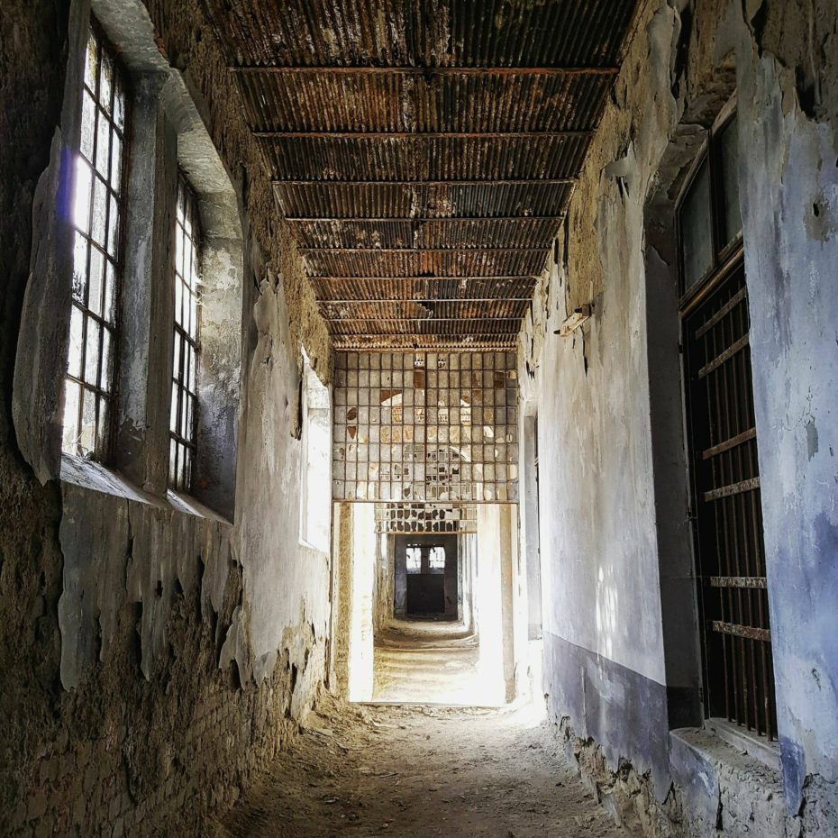 inside romanias doftana prison