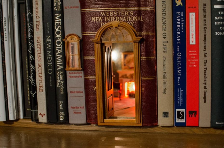 diy miniature library